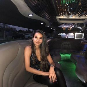 Meet your Posher, Carla